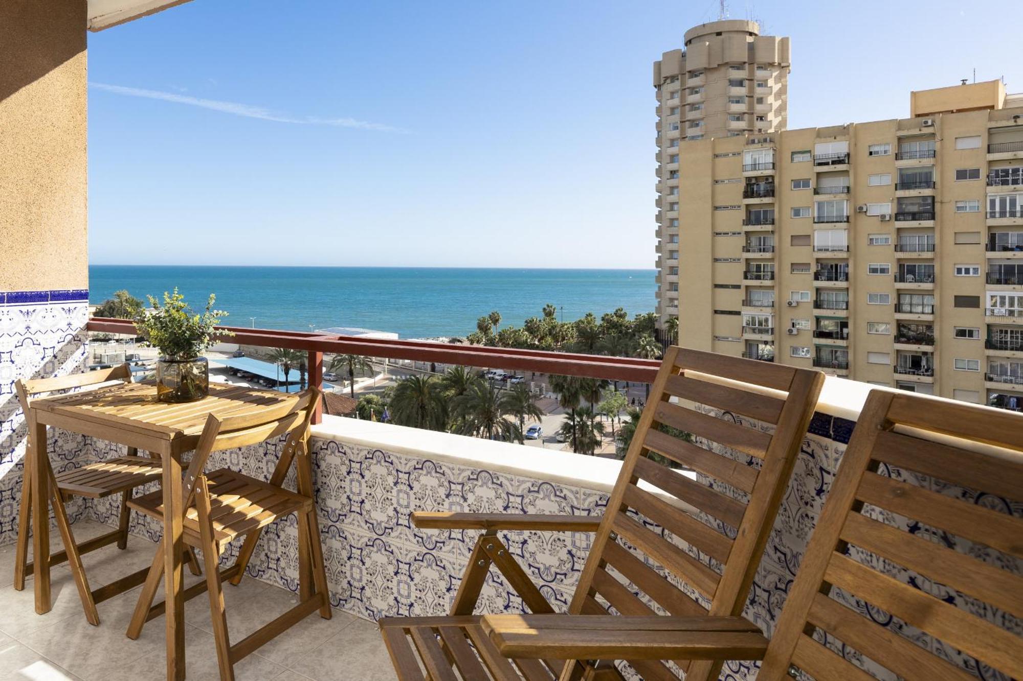 Beachfront Apartment With Terrace And Seaviews Fuengirola Exterior photo