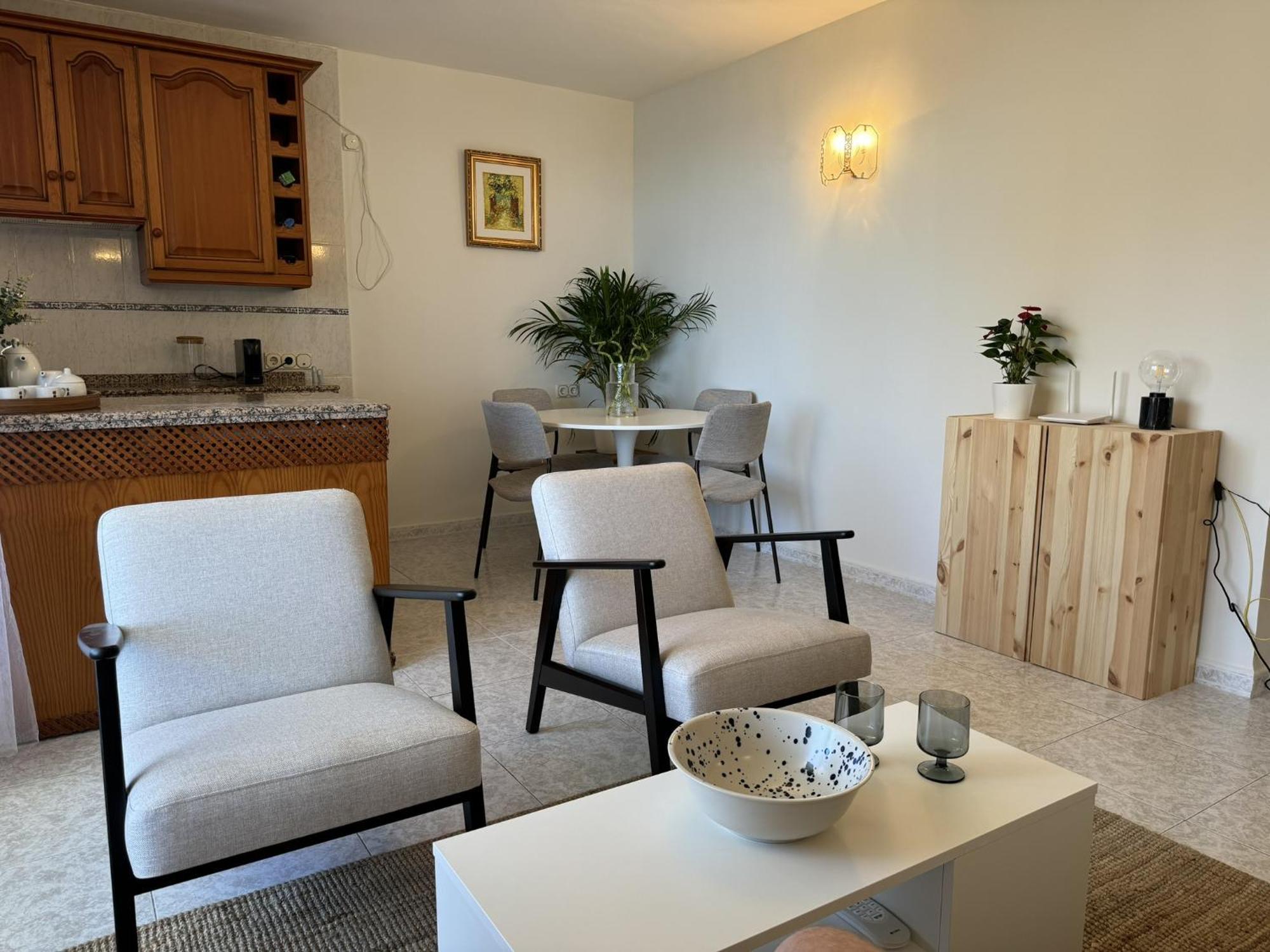 Beachfront Apartment With Terrace And Seaviews Fuengirola Exterior photo